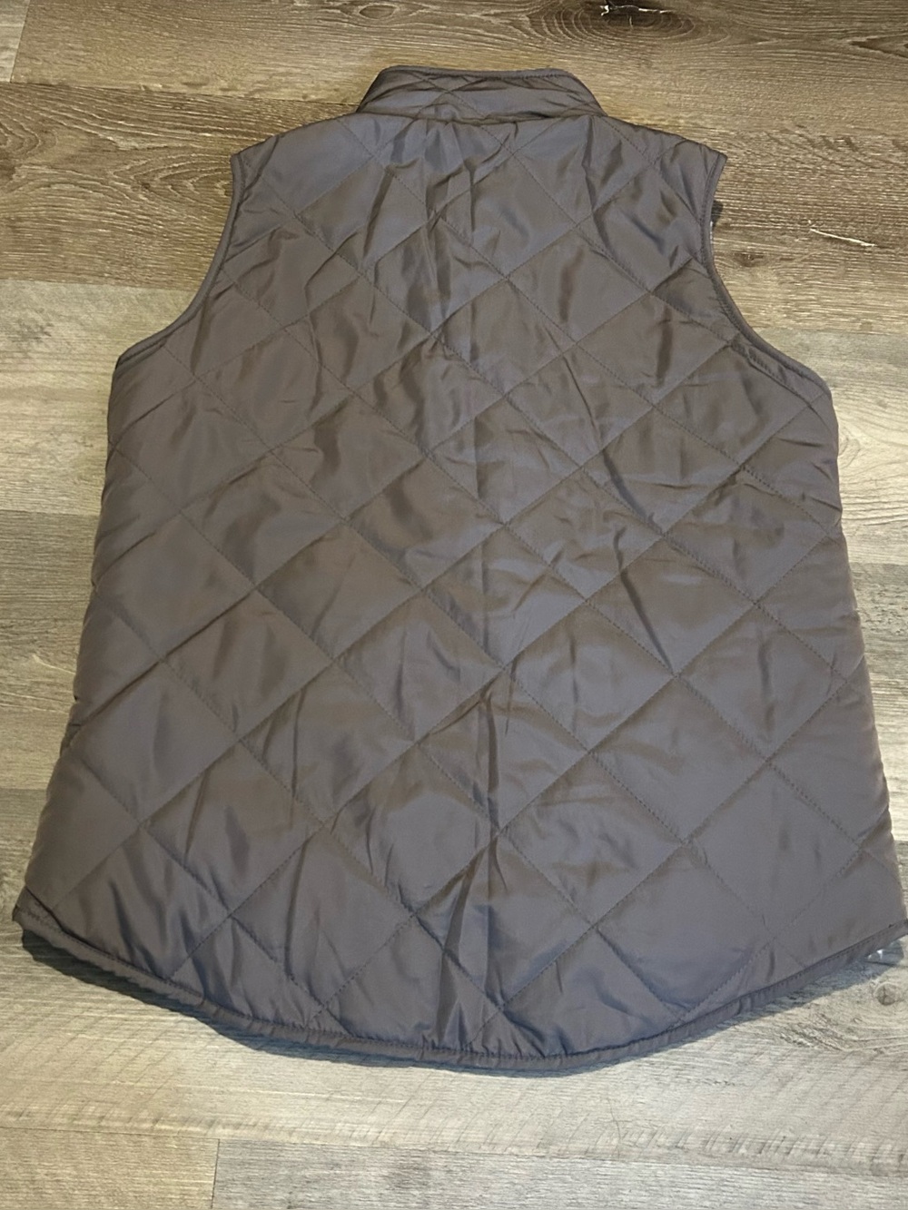Small Thread & Supply Plaid Sherpa Lined Gray Quilted Reversible Vest Pockets - Picture 3 of 8